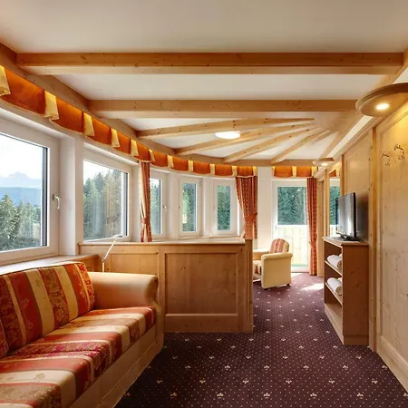 Hotel Schwarzenbach Nova Ponente
